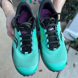 👟Slightly Used SAUCONY Peregrine 12 running shoes